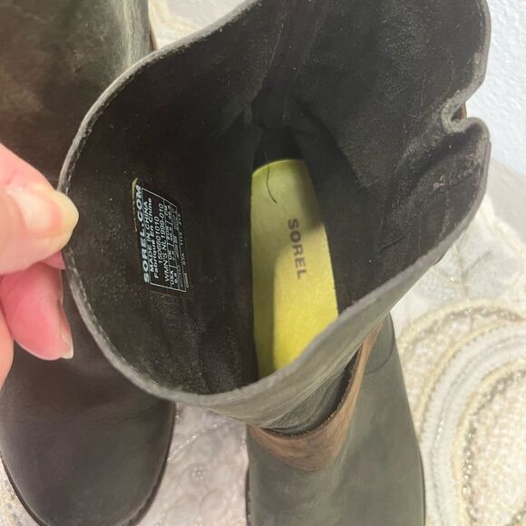 EUC Sorel Scotia Short Boots - Picture 3 of 13